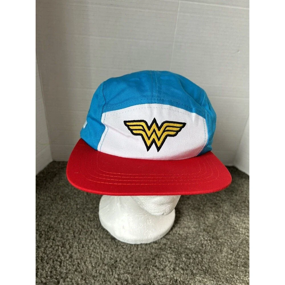 DC Worlds Finest Collection Box WONDER WOMAN 5 Panel Retro Ball Cap - NWT